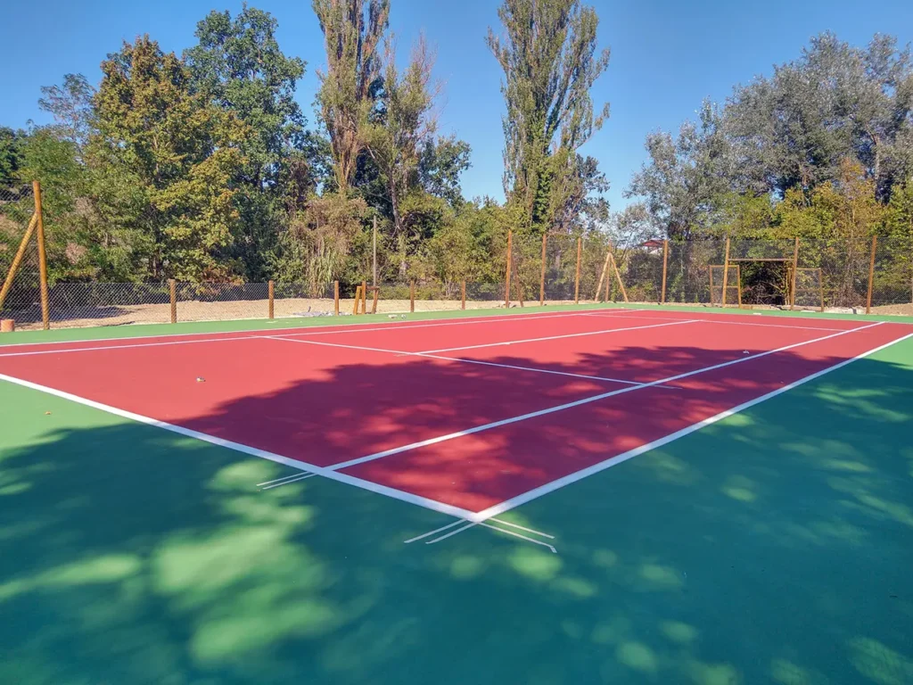 realizzazione campo da tennis privato